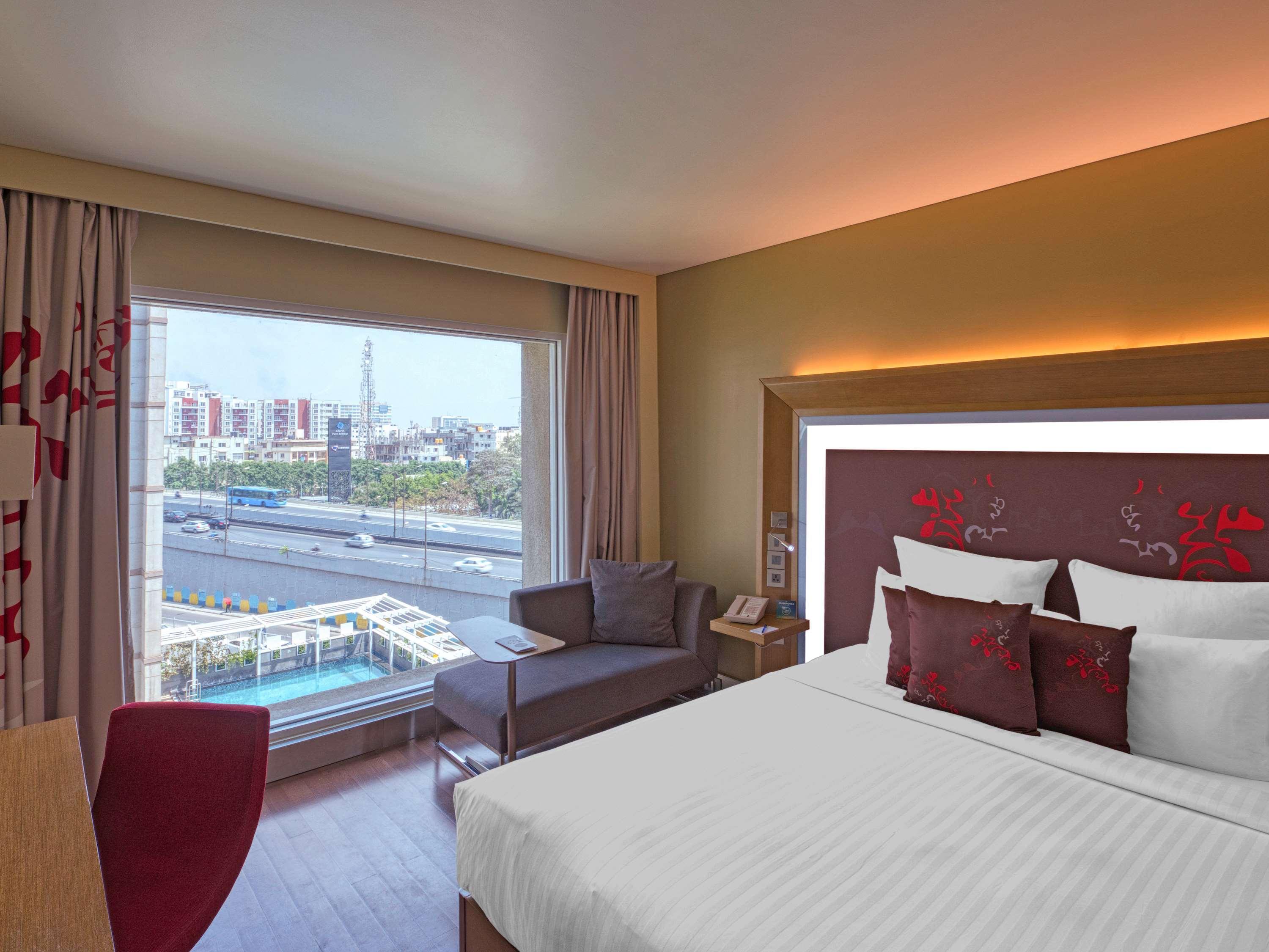 Novotel Bengaluru Outer Ring Road Εξωτερικό φωτογραφία