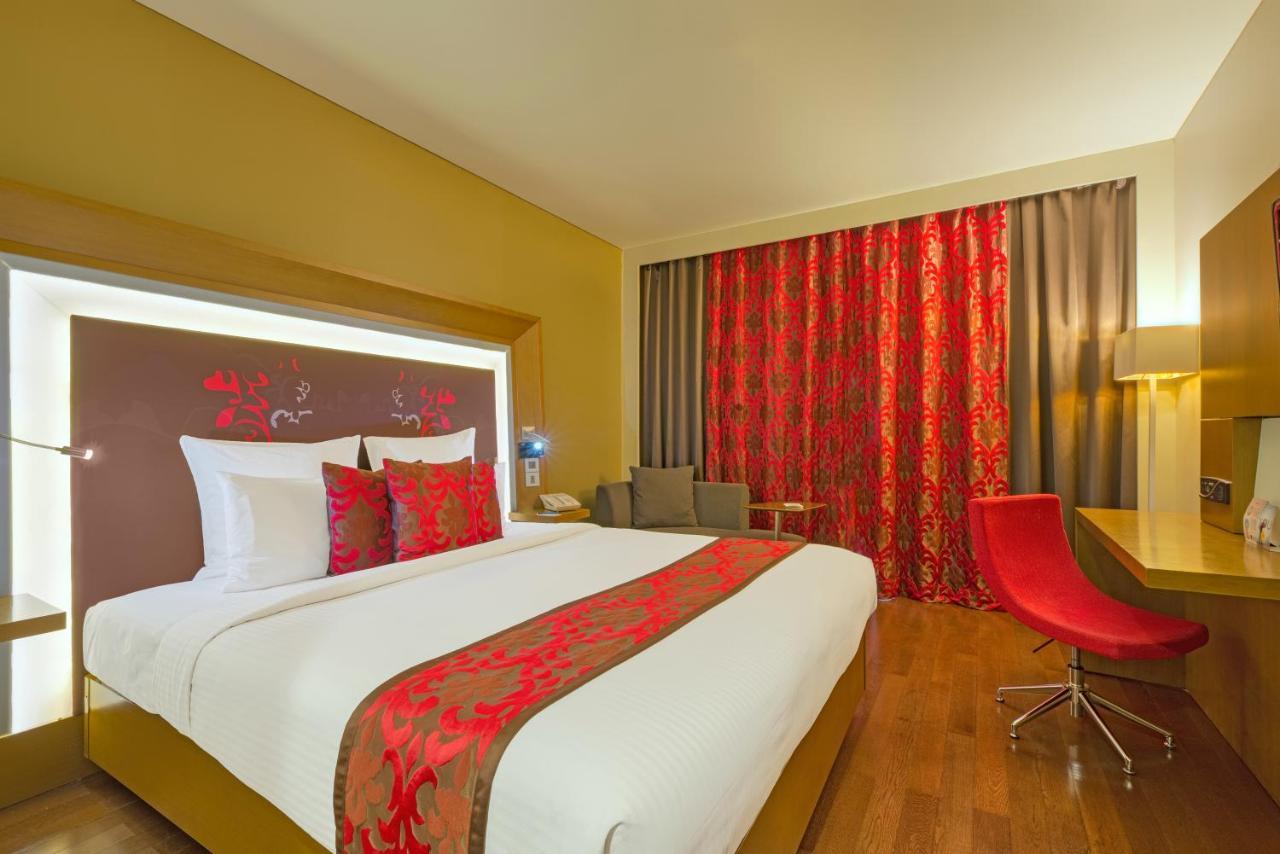 Novotel Bengaluru Outer Ring Road Εξωτερικό φωτογραφία