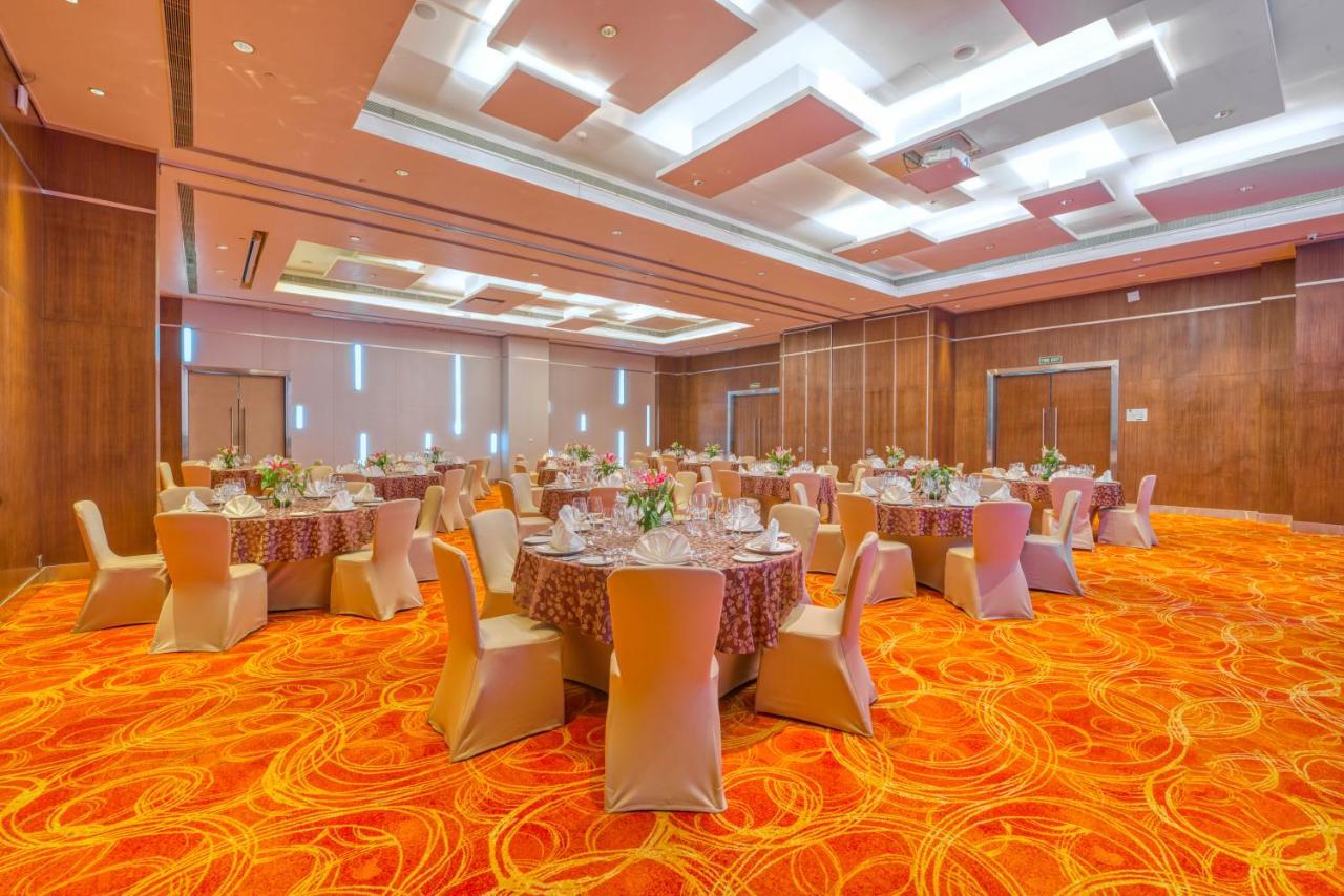 Novotel Bengaluru Outer Ring Road Εξωτερικό φωτογραφία