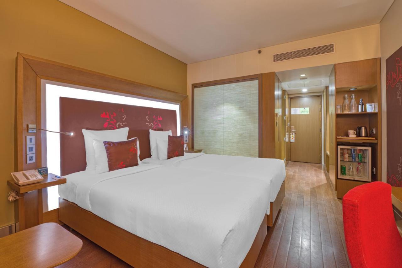 Novotel Bengaluru Outer Ring Road Εξωτερικό φωτογραφία