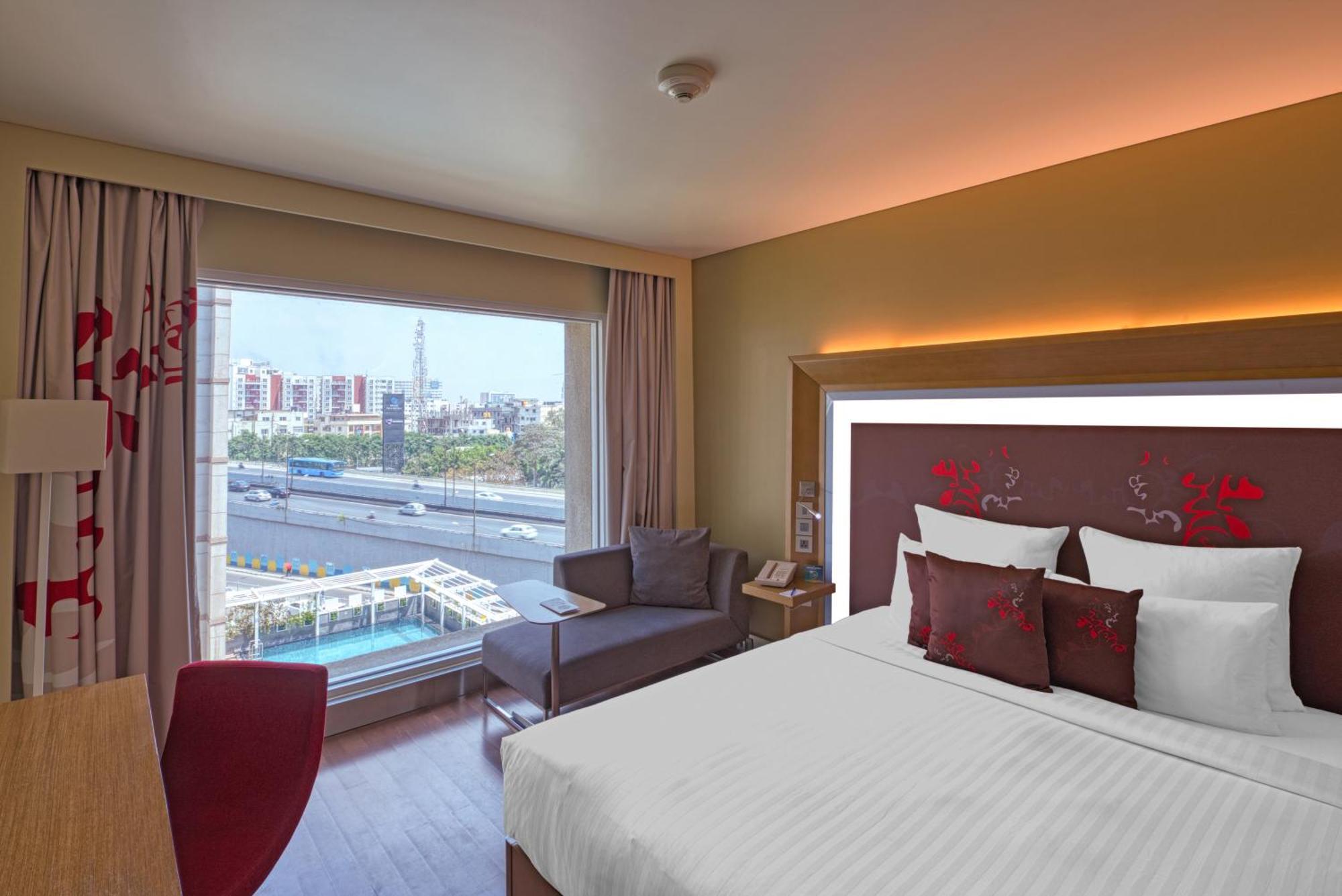 Novotel Bengaluru Outer Ring Road Εξωτερικό φωτογραφία