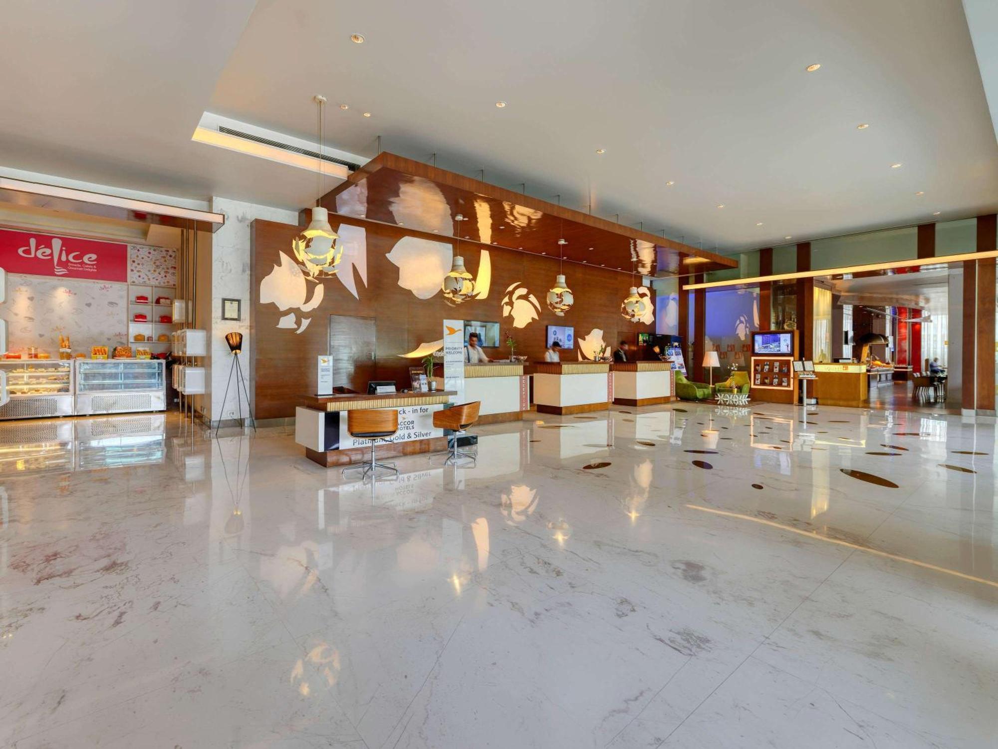 Novotel Bengaluru Outer Ring Road Εξωτερικό φωτογραφία